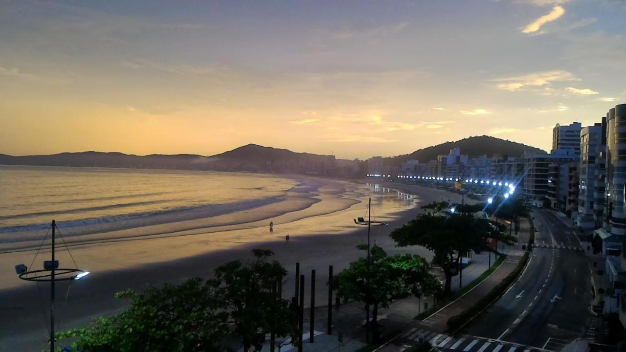 Apartamento De Cobertura Frente Para O Mar Itapema Buitenkant foto